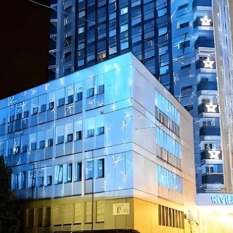 Hotel Mona 1