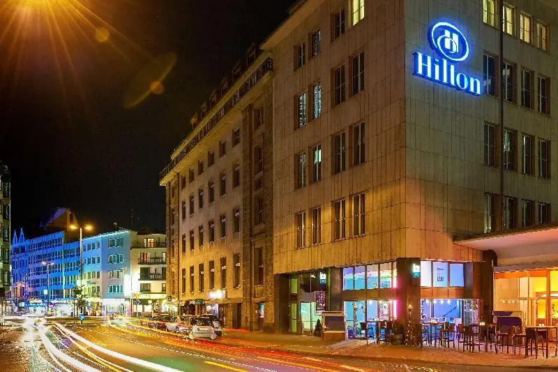 힐튼 쾰른 (Hilton Cologne) 1