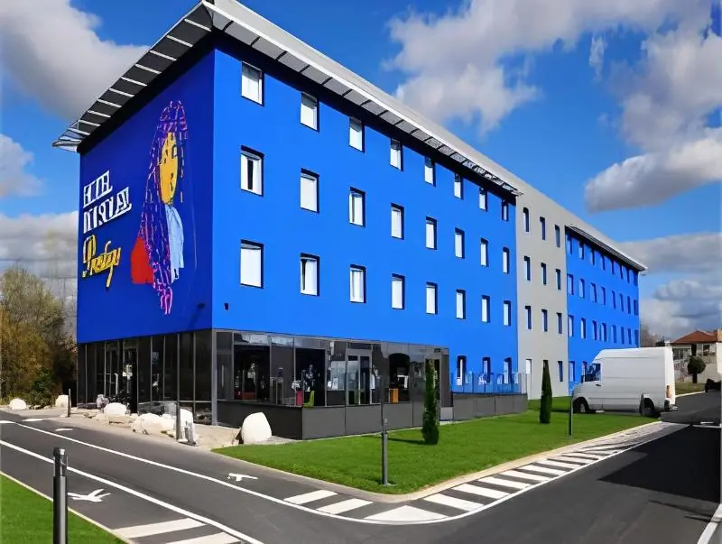 B&B HOTEL Colmar Liberte 4 etoiles 1