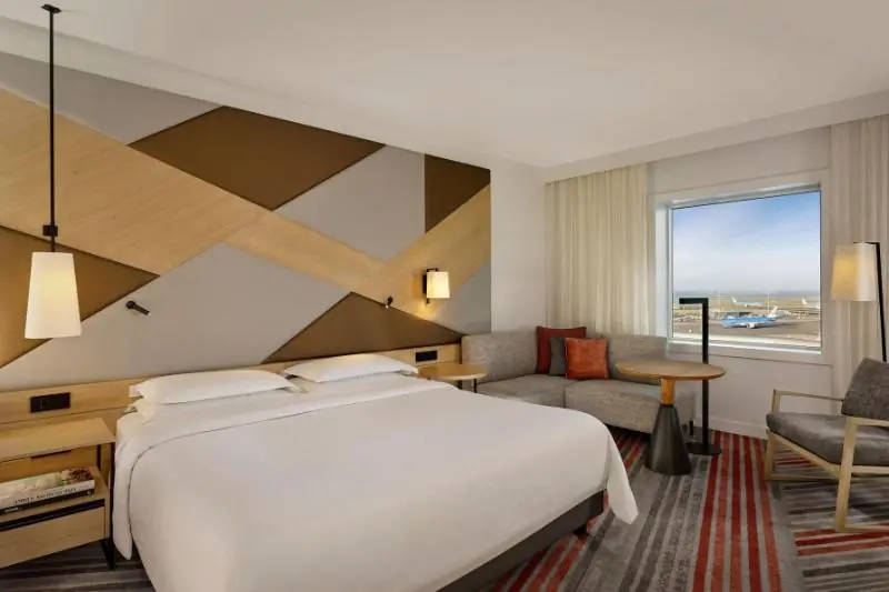 쉐라톤 암스테르담 에어포트 호텔 앤 컨퍼런스 센터 (Sheraton Amsterdam Airport Hotel and Conference Center) 1