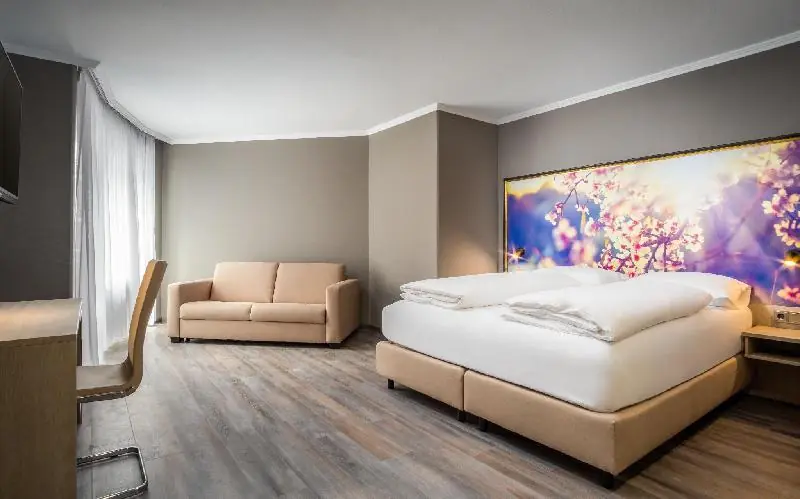 AWA 호텔 (AWA Hotel) 1
