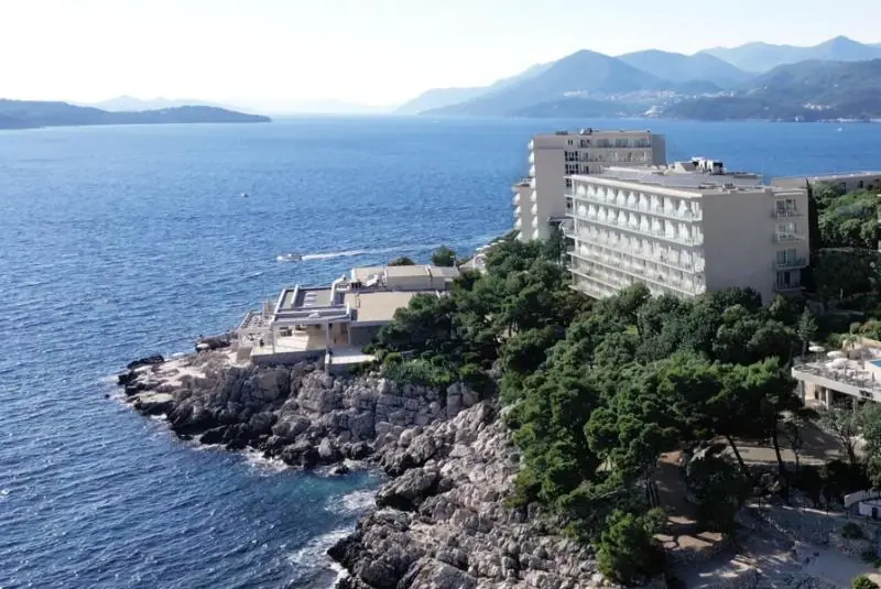 로열 아리스톤 호텔 (Royal Ariston Hotel) 1