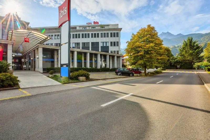 이비스 루체른 크리엔 호텔 (Ibis Luzern Kriens Hotel) 1