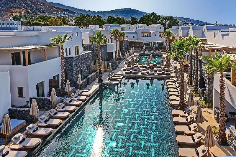 래디슨 블루 자프론 리조트, 산토리니 (Radisson Blu Zaffron Resort, Santorini) 1