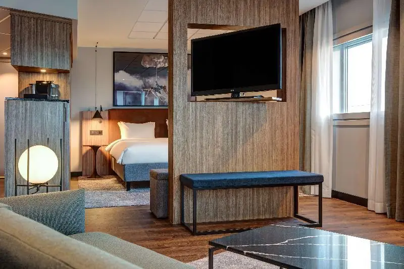 래디슨 블루 공항 호텔 오슬로 가르데르모엔 (Radisson Blu Airport Hotel Oslo Gardermoen) 1