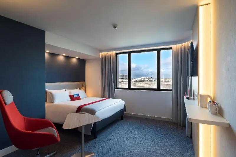 홀리데이 인 익스프레스 파리 - CDG 에어포트 바이 IHG (Holiday Inn Express Paris - CDG Airport By IHG) 1