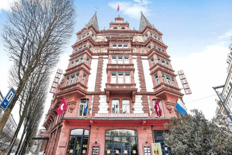 발트슈테터호프 스위스 퀄리티 호텔 (Waldstaetterhof Swiss Quality Hotel) 1