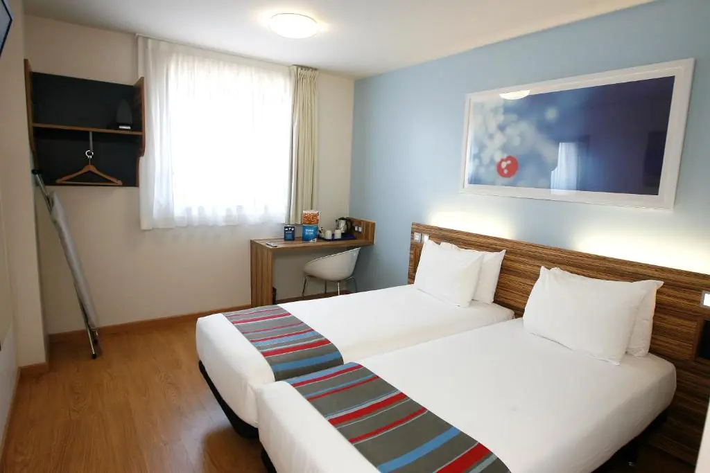 트래블로지 발렌시아 에어포트 (Travelodge Valencia Aeropuerto) 2